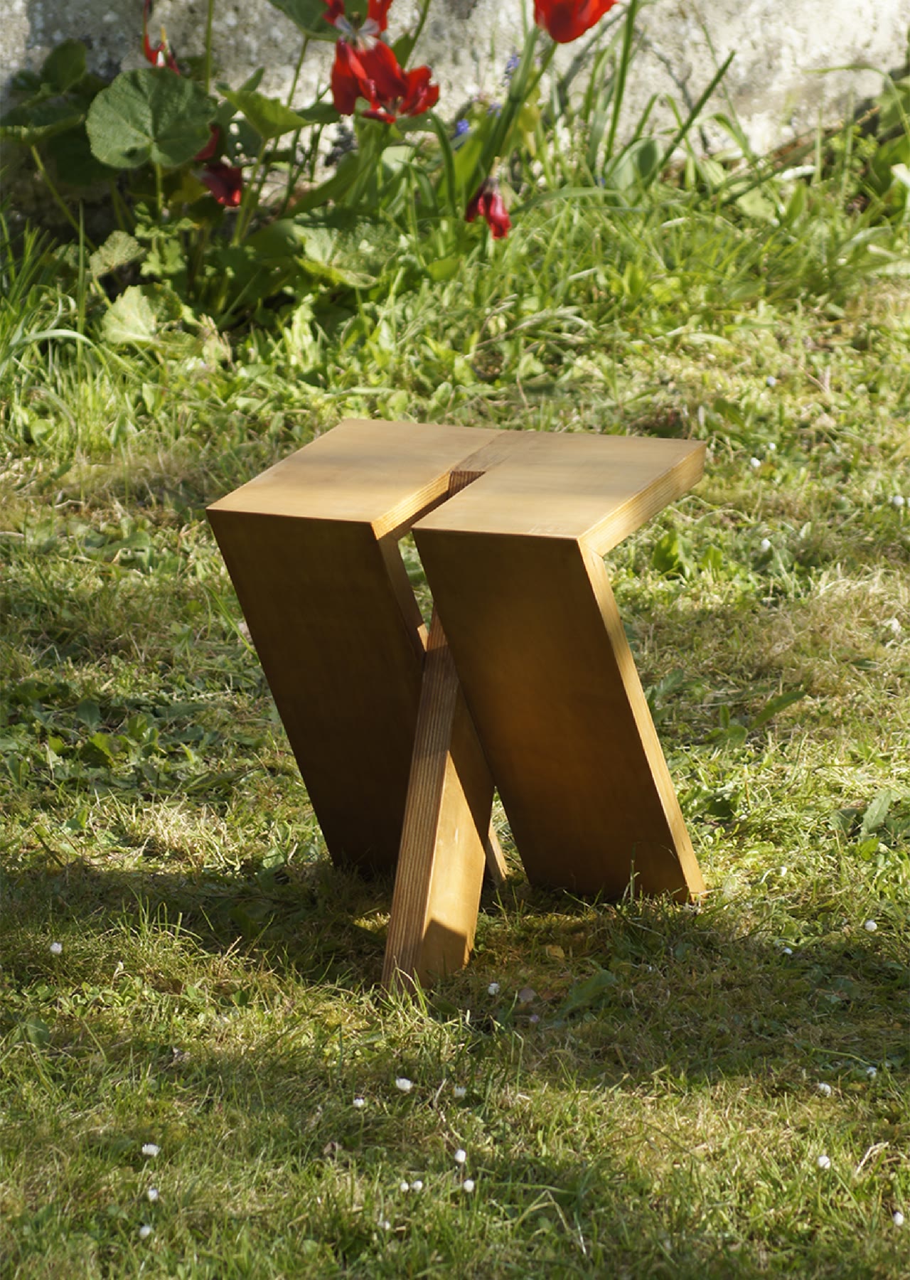 X-STOOL